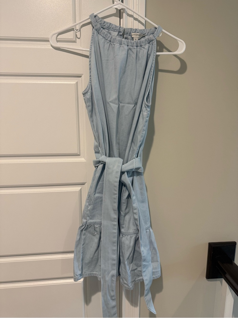 Banana Republic Factory Chambray Tie-Waist Dress